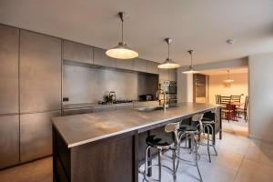 Finest Retreats - ARC Peaks