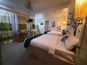 Cronin Residences - Caceres