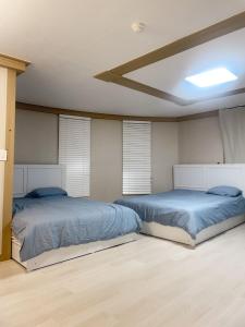 江南新论岘地铁站单间公寓可住四人4b