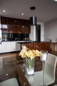 Stunning 3 Bed Penthouse in West End