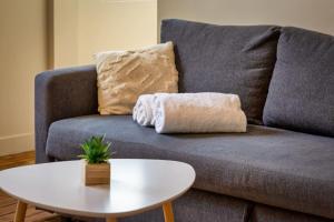 Appartements L'Oiseau Blanc un petit nid proche de la gare ! : photos des chambres