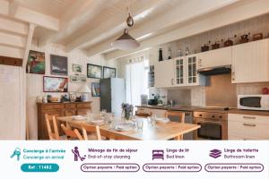 Maisons de vacances Maison pour 7 - 100m du port du Bono : photos des chambres