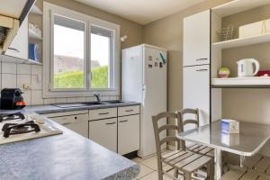 Maisons de vacances L-Olivier charmante maison avec parking et jardin : photos des chambres