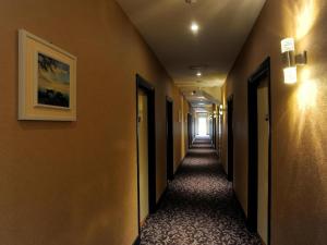 One Avenue Hotel (IJM)