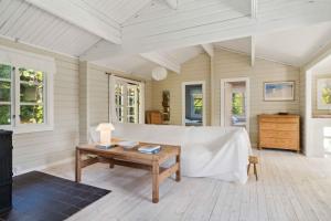 Lovely Summer House In North Zealand