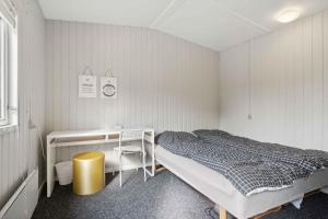 Lovely Summer House In Øster Hurup