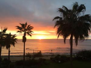 Sinfonia Del Mar Apartment also LONG TERM RENTALS