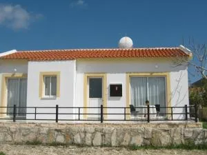 Pangeras Apartments - Anoyira