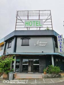 S Avenue Hotel
