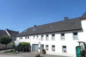 Weingut-Ferienwohnung Jungblut - Hentern