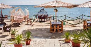OYO 90176 Dcruz Sunrise Villa
