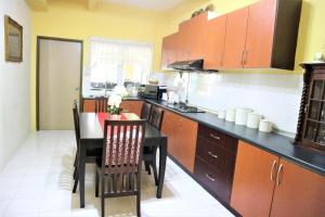 OYO Homes 90300 Dhitech Home