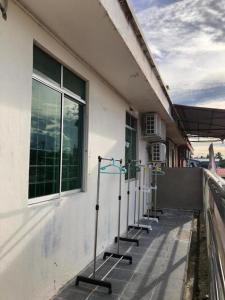 OYO HOME 90667 Chen Room Bs