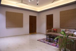 Veetil 3BHK AC, Kukatpally, Hyderabad