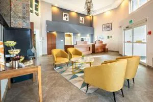 Quality Suites - Pickering