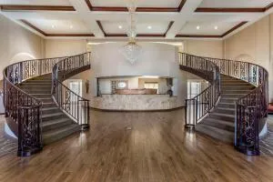 Comfort Suites Phoenix Airport - Tempe