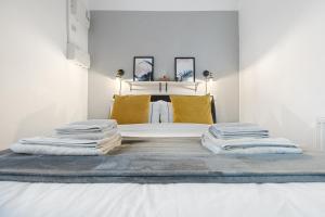 Putney Thames garden flat