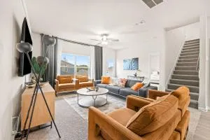 Villa, Newly Built 5BR, Sleeps 13, Close to Dallas - لانكاستر