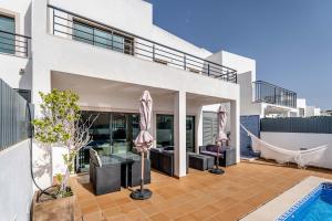 Villa Feliz Algarve with Private Pool - São Rafael