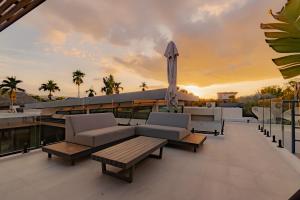Fully renovated Pool Villa 4BR Bangtao and Layan Beach in Cheong Thalea, Phuket