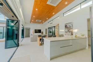 Fully renovated Pool Villa 4BR Bangtao and Layan Beach in Cheong Thalea, Phuket