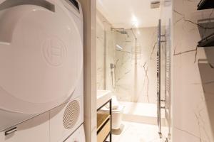 Appartements COSY VOLTI AP4434 By Riviera Holiday Homes : photos des chambres