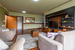 Rosa Casa Sereno 5 suítes