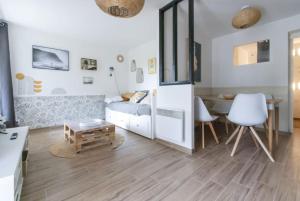Appartements Studio Vue Mer a Kerfany Plage : photos des chambres