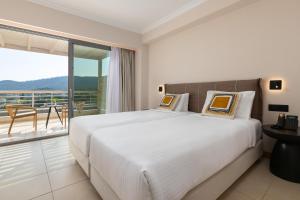 Deluxe Suite with Sea View - Seafront room in Electra Palace Rhodes