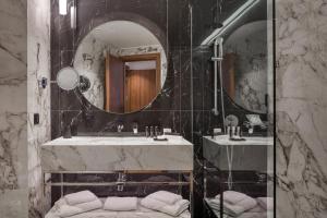 Premium Double or Twin Room with Sea View room in Electra Palace Thessaloniki