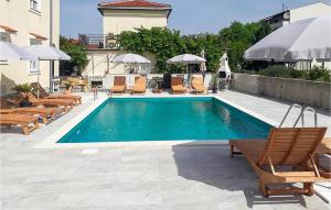 2 Bedroom Amazing Apartment In Lopar 