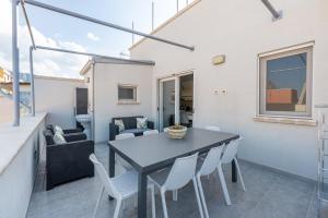 La Dolce Vista - Magaggiari