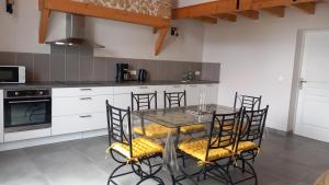 Maisons de vacances Gite a la ferme : photos des chambres