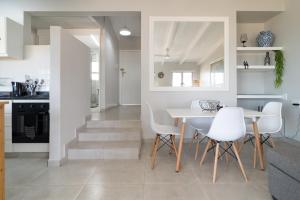 Chakas Rock Chalets 24