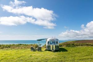 Airstream - Seabreeze Airstream Overlander in Pembrokeshire