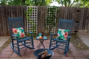 The Bruce - Pet Friendly, Elevated Oasis - Haskell