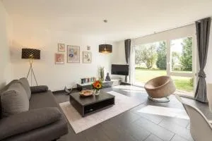 modernes Apartment mit Terrasse - 黑林山区克尼格斯费尔德