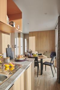 Campings MAS DES LAVANDES : photos des chambres