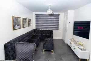 Stylish 3-Bedroom Home in Newcastle- Sleeps 6 - 沃尔森德