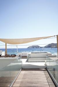 Theasis Beachfront Villa - Terrace by Hospi Living