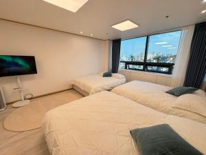 One-Bedroom Apartment - Non-Smoking