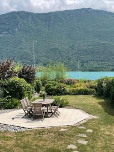 Maisons de vacances Casa Verso, au bord du lac d-Annecy avec vue : photos des chambres
