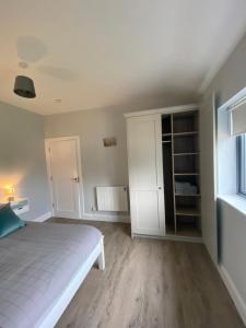 2 kingsize bedrooms at Castle View House