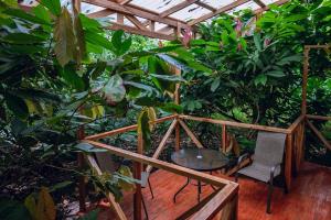 Río Celeste, Cacahua Lodge