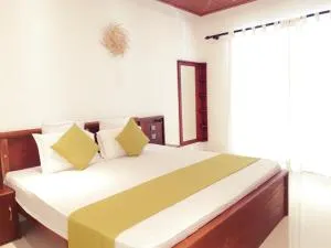 SuSha Villa 1AC Bedroom with 2Non AC Bedrooms - Katudampe