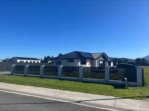 Oraka Scenery - Te Anau Holiday Home - Te Anau Downs