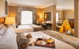 Junior Suite room in Old Ground Hotel