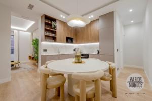 Apt de Lujo para 8 pax a 1 minuto de Plaza de Sol