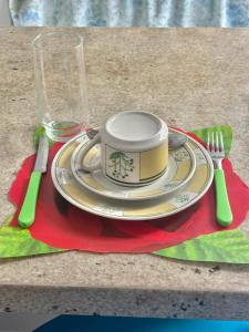 Apt na Barra,14,sala,2 banheiros(1 suite), exclusivo