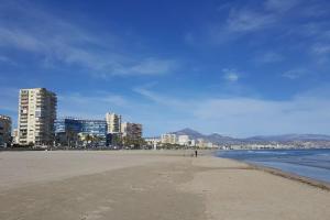 Playa primera linea Sunny in front of the sea